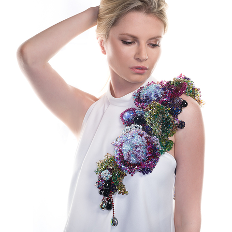 Korino I - Uranus Onyx Drape